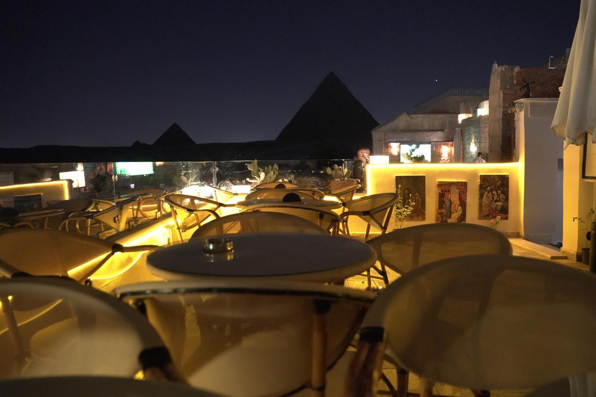 Queen Cleopatra Pyramids View Kafret el-Gabal Eksteriør billede